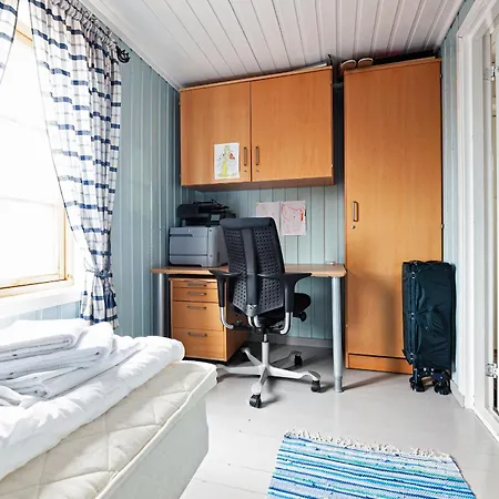 Feriehus Rorbu Burekka,