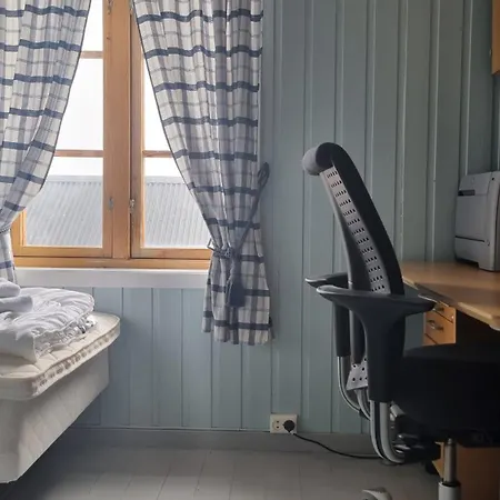 Rorbu Burekka, Feriehus Stamsund